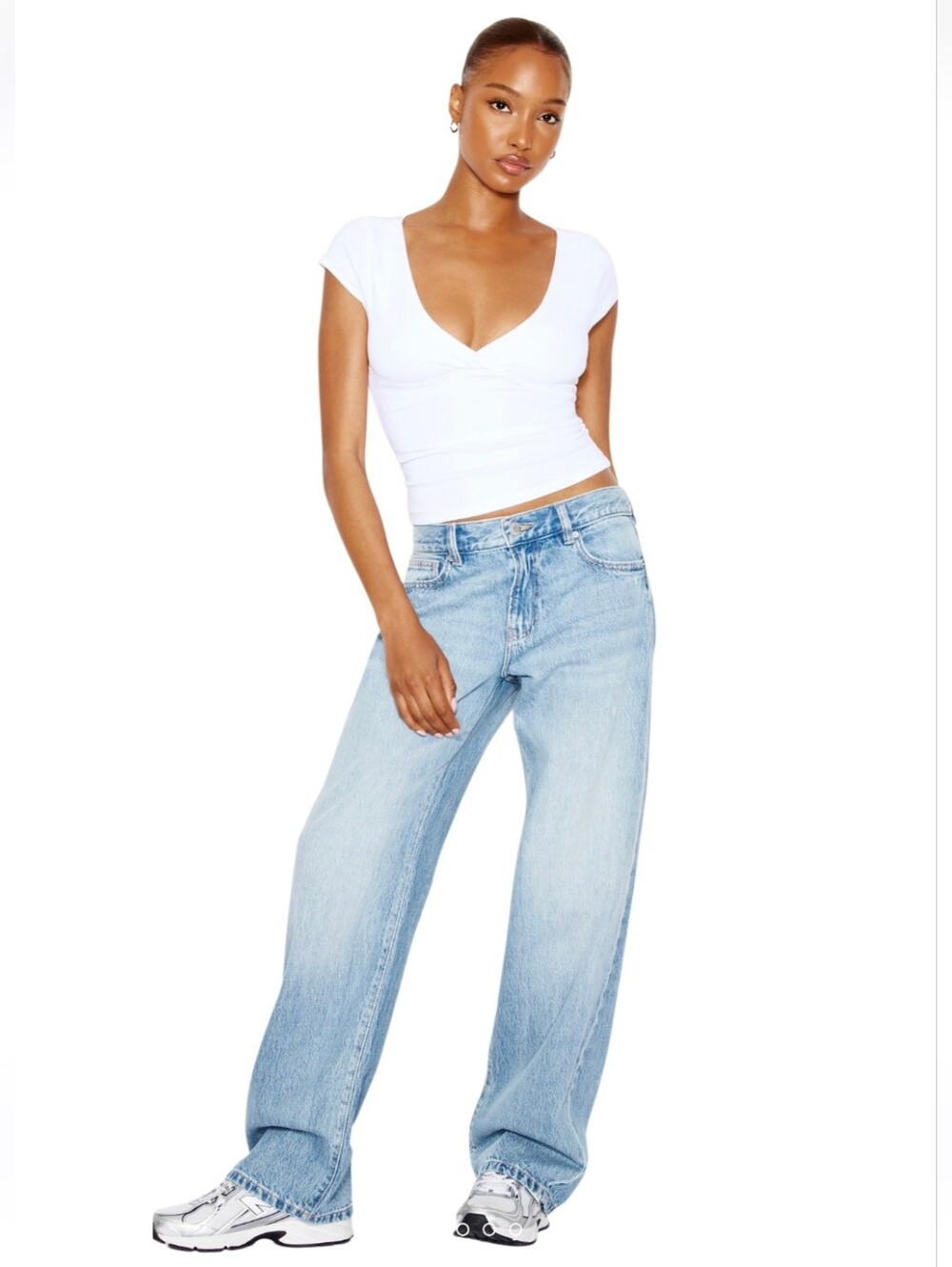 Garage Low Rise Slouchy Jeans Women's Size 0 Indigo Blue Distressed Denim